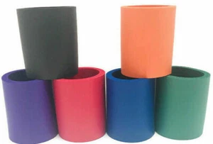 6 enfriadores de botellas y latas de espuma gruesa en blanco estilo antiguo originales surtidos para proyecto - Imagen 1 de 7