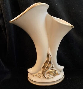 Vintage große Rumpf Elfenbein und Gold getrimmt Doppel Füllhorn Vase 11 cm hoch - Bild 1 von 7
