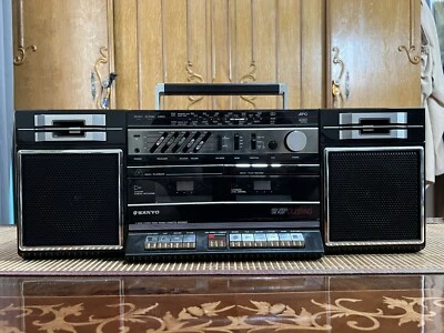 Boombox SANYO Stereo Radio Cassette Recorder MW211LU - Bild 1 von 4