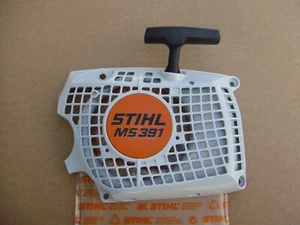 ORIGINAL STIHL MS391 MS311 MOTORSÄGE RÜCKSTOSS ZUGSTARTER BAUGRUPPE - NEU ABHEBEN - Bild 1 von 2