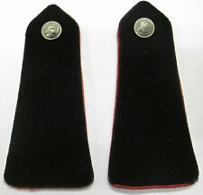 SAPEURS POMPIERS - Pattes d'épaules  velours noir / passepoils rouges années 60