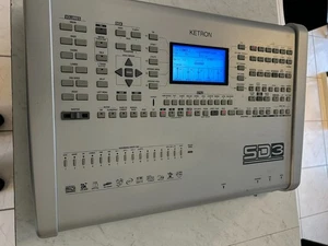Ketron SD3 - Picture 1 of 11