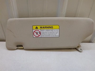 2002 MONTERO SPORT PASSENGER SUN VISOR W/ ILLUMINATION OEM USED TESTED  - Image 1 of 4