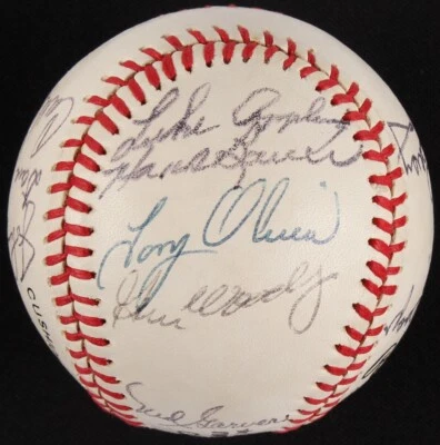 MIZE APPLING SLAUGHTER REYNOLDS SKOWRON OLIVA +7 NY HOF STARS SIGNED BALL & CASE - Image 1 of 4