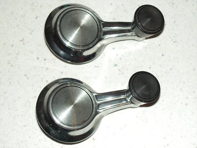 пара 1967 Chevrolet Corvette хромированный черный поворот крыла окна рукоятки моталки - Изображение 1 из 4