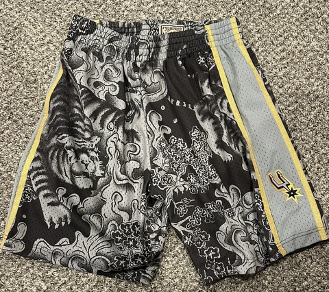 Nike NBA San Antonio Spurs Swingman Performance Shorts Size Large Org Price $120 Cover