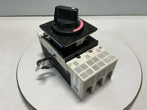 Interruptor MITSUBISHI NF-SFW370 70 AMPERIOS usado #146498 - Imagen 1 de 6