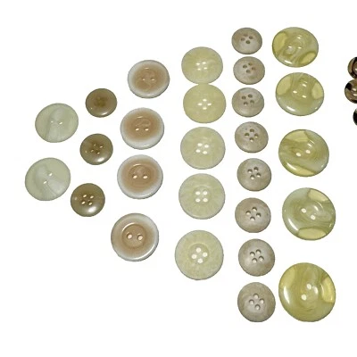Lote de 27 conjuntos de botones de colección blanco a beige para camisas y chaquetas varias tallas Foto 1 de 4