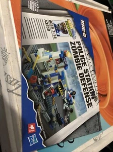 KRE-O # A 3250 CityVille Invasion_POLICE STATION ZOMBIE DEFENSE_270P--NO BOX-- - Picture 1 of 1