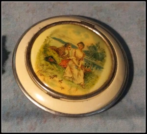 Maquillaje/caja enviada compacta de metal pequeño estilo victoriano vintage #A585 - Imagen 1 de 4
