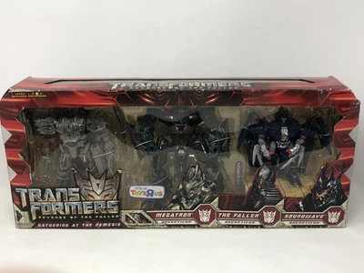 Transformers Revenge of the Fallen Gathering at the Nemesis - Image 1 of 4