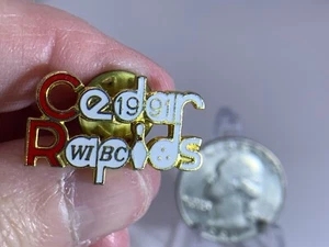 Bowling Award Cedar Rapids Iowa WIBC 1991 Vintage Tack Pin T-1207 - Picture 1 of 1