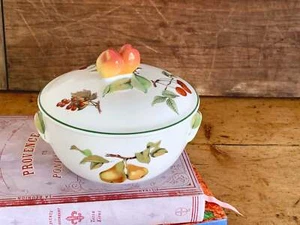 Vintage 1986 Royal Worcester Evesham Vale Porcelain Serving Dish with Lid - Picture 1 of 10