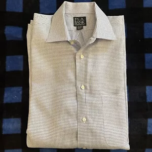Jos A Bank Men’s Dress Shirt Sz 15 1/2 - 33 Long Sleeve - Picture 1 of 4