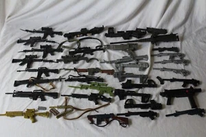 Huge Lot 1990's GI Joe 12" 12 Inch 1/6 Action Figures Weapons Gun & Accessories - Picture 1 of 17