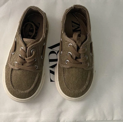 Zapatillas Zara para niños pequeños talla 22 Foto 1 de 4