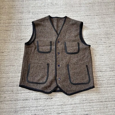 True Vintage Wool Beach Vest Browns Beach Style Herringbone Pockets 23x29 - Image 1 of 4