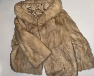 Markenlose Nerz Pelzjacke zum Basteln DIY - Bild 1 von 20