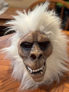 Vintage YETI Abominable Snowman Gorilla Mask Great Ape Halloween Mask - Picture 1 of 3