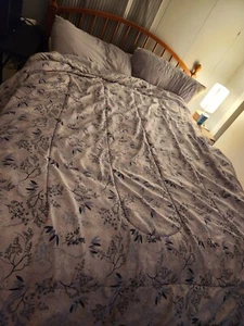 queen bedroom set furniture used - Picture 1 of 3