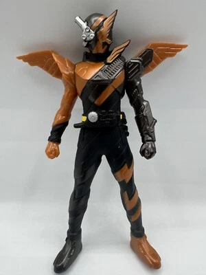 Figura Vinilo Suave Bandai Kamen Rider Build Rider Hero Serie 3 Hawk Gatling Form Foto 1 de 2