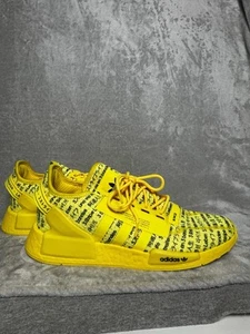 Zapato para hombre Adidas NMD R1 V2 11,5 haz amarillo núcleo negro logotipo estampado por todas partes. - Imagen 1 de 11