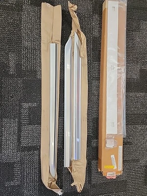 Honda Odyssey 2011-2015 carrocería exterior moldura lateral 08P05-TK8-120 3 piezas nuevo OEM Foto 1 de 3