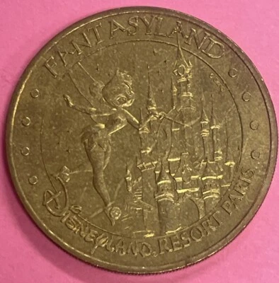 77 - Disneyland Resort Paris - Fantasyland - 2004b - Photo 1/2