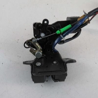 Rear door lock TOYOTA COROLLA 1.4 D (NDE120_) 2000-2007 used (73607) Foto 1 de 4