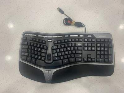 Microsoft Natural Ergonomic Keyboard 4000 v1.0 KU-0462 Model 1048 Black Tested! - Image 1 of 4