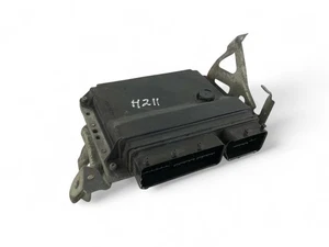 H211 TOYOTA Engine Control Unit ECU 89661-0F191 - Picture 1 of 4