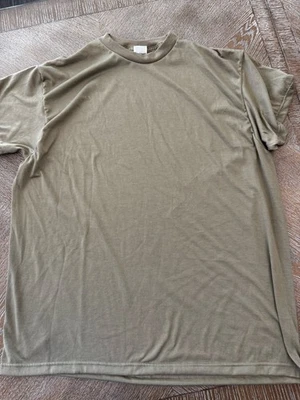 "Nueva camiseta Skilcraft verde ejército hecha en EE. UU. manga corta XL axila a axila 25""" Foto 1 de 4