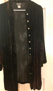 Koos Of Course Longjacke (schwarz/burgund/grün/geblümt/paisely/samtig) Gr. XL - Bild 1 von 11