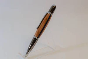 Thin Blue Line Twist Pen in Oak With a Chrome and Gunmetal Finish - Picture 1 of 6