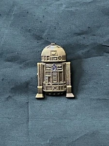 Master Mason Robot Droid Square Compass Lapel Pin Star Battle Station NEW! - Picture 1 of 1