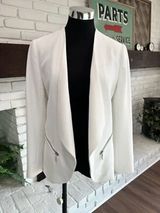 NWT White TROUVÉ Blazer Size Small With Zipper Details - Picture 1 of 5