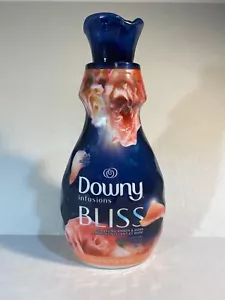 Downy Infusions Bliss 48 Loads New Sealed 32FLOZ - Picture 1 of 4