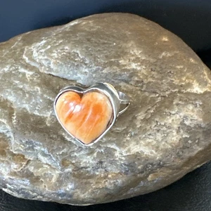 Orange Heart Ring Handmade Navajo Spiny Oyster Sterling Silver Sz 8 19326 - Picture 1 of 13