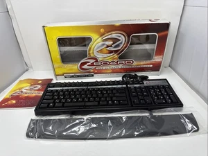 ZBoard - PS/2 001 - USB 001 - TASTIERA CABLATA GAMING NERA TESTATA FUNZIONANTE LEGGI - Foto 1 di 15