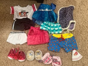 LOT VINTAGE RARE EARLY 2000s Build-A-Bear Clothes and Accessories FF* - Bild 1 von 10