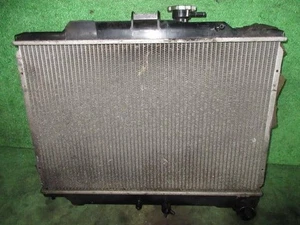 ISUZU Como 2009 ADF-JCWGE25 Radiator 586141269 [Used] [PA85727703] - Picture 1 of 3