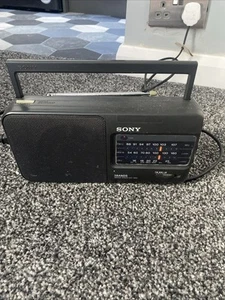 Sony ICF-790L Portable Radio FM/MW/LW - Fully Working - Includes Power Supply - Picture 1 of 8