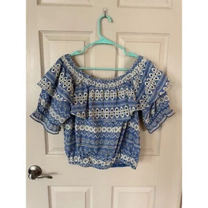 Love Sam schulterfreies Oberteil mit Ösen Rüschen blau weiß Bluse klein bestickt q2 - Bild 1 von 5