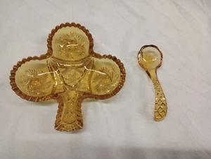 Vintage Amber Depression Glass Shamrock Clover leaf Dish w/ spoon. McKee Kemple? - Picture 1 of 6