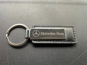 "Nuevo"" Mercedes Benz Cuero Negro ~ Cromado con Llave/Anillo Negro Impresión Láser - Imagen 1 de 3