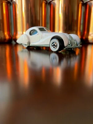 Vintage 1988 Hot Wheels TALBOT LAGO #22 Mainline Classics White Near Mint Cond - Image 1 of 4