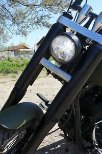 BATRIDE Gabelcover Harley Davidson Street Bob / Super Glide 49mm schwarz glanz - Picture 1 of 3