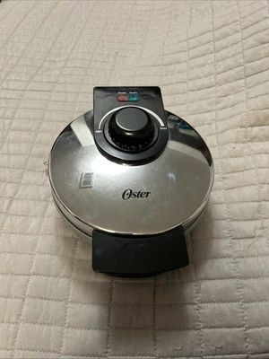 Gofrera belga Oster con infusión de titanio DuraCeramic - acero inoxidable Foto 1 de 3