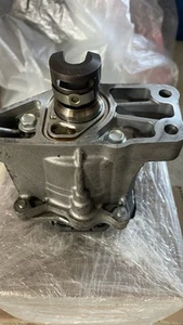 GENUINO TOYOTA VALVEMATIC CONTROLADOR MONTAJE VÁLVULA AURIS AVENSIS 222A0-37025 - Imagen 1 de 4