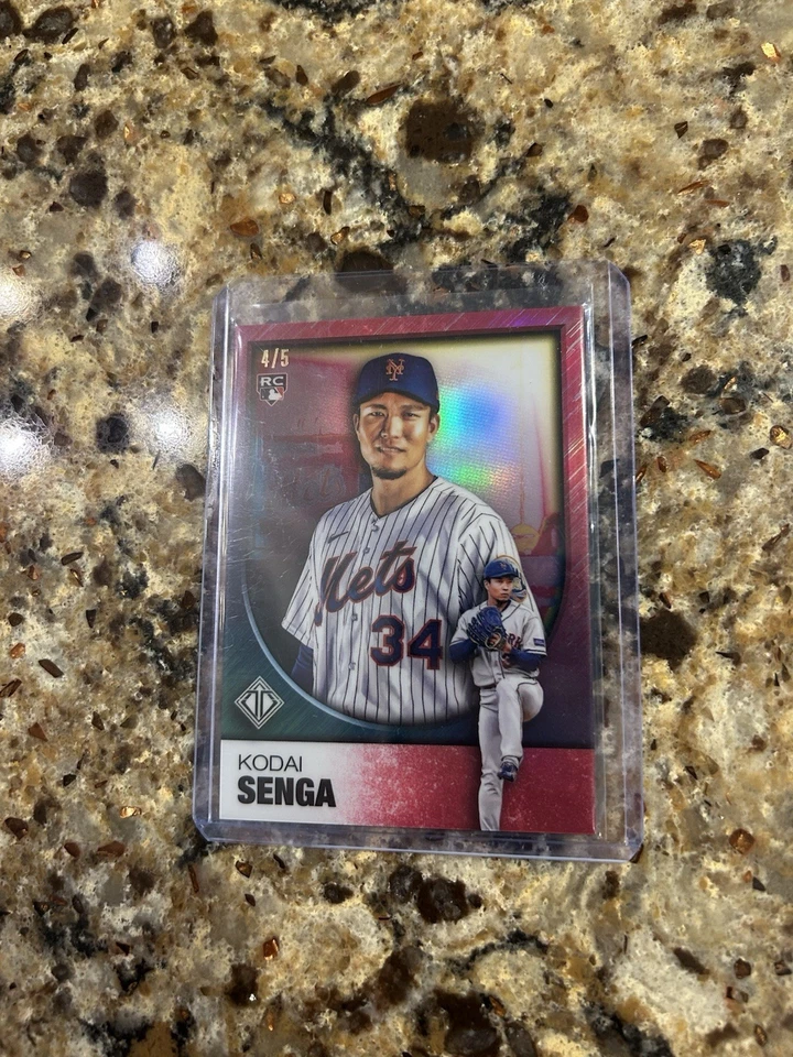Topps Transcendent Red Refractor Kodai Senga 2023/5 Mets RC Rookie Foto 1 de 1
